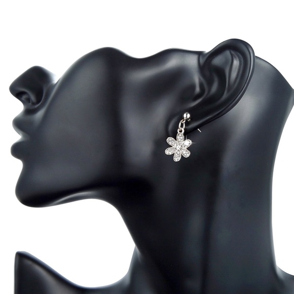 CLOSEOUT! Antiqued Silver CZ Pave Daisy Earrings - Picture 5 of 7